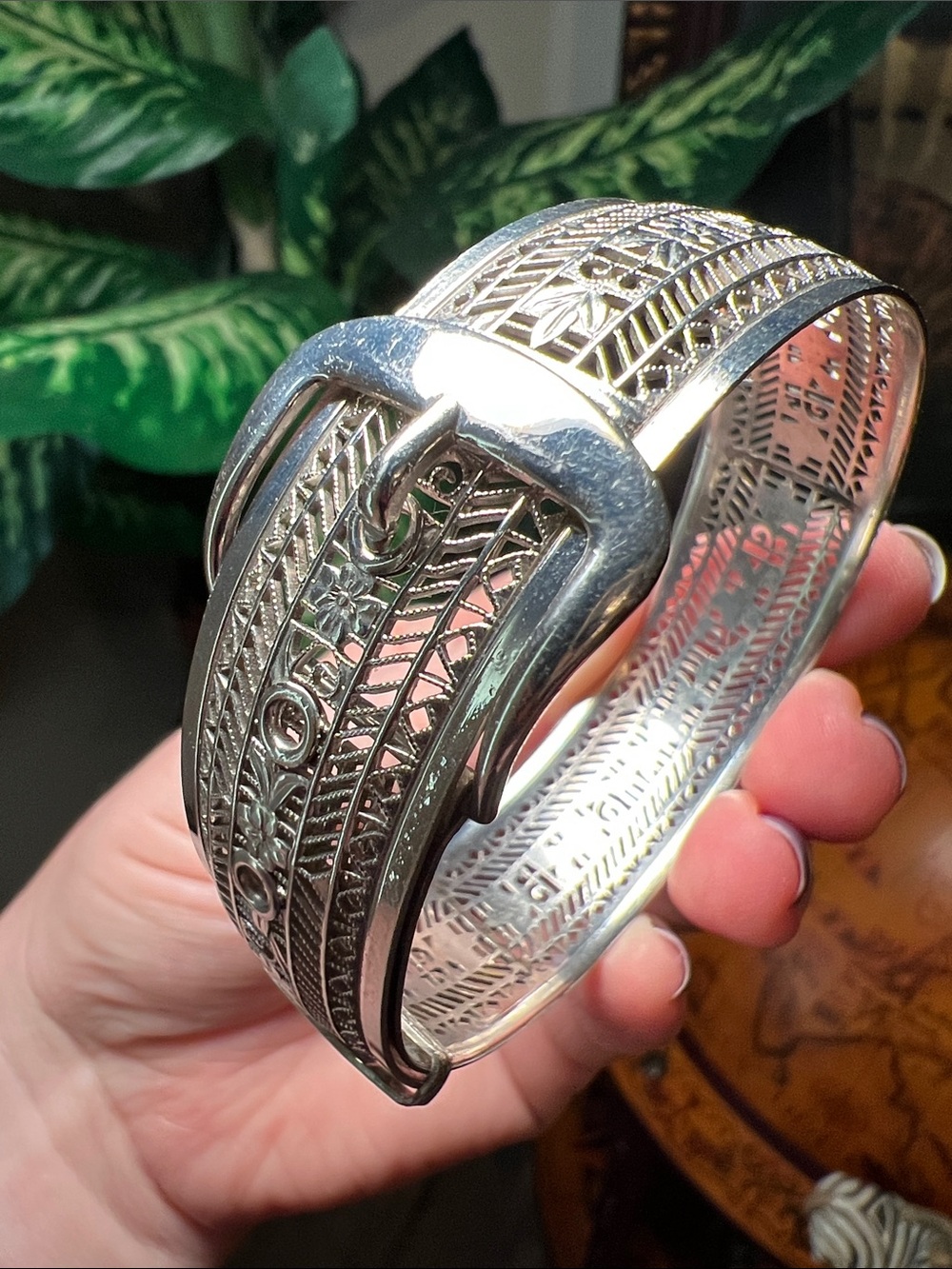 Antique Art Deco Rhodium Plated Silver Ornate Filigree Belt Buckle Bracelet